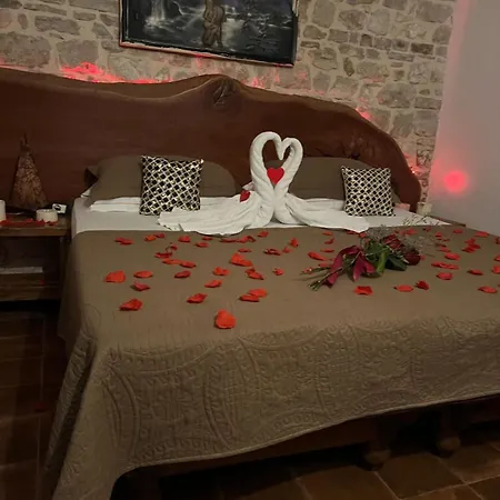 Omer The Ottoman House 3*