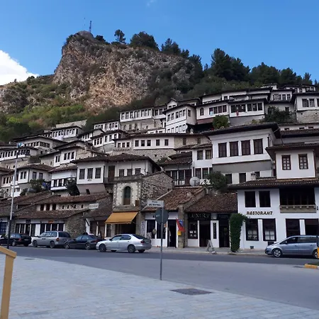 Frühstückspension Omer The Ottoman House Berat